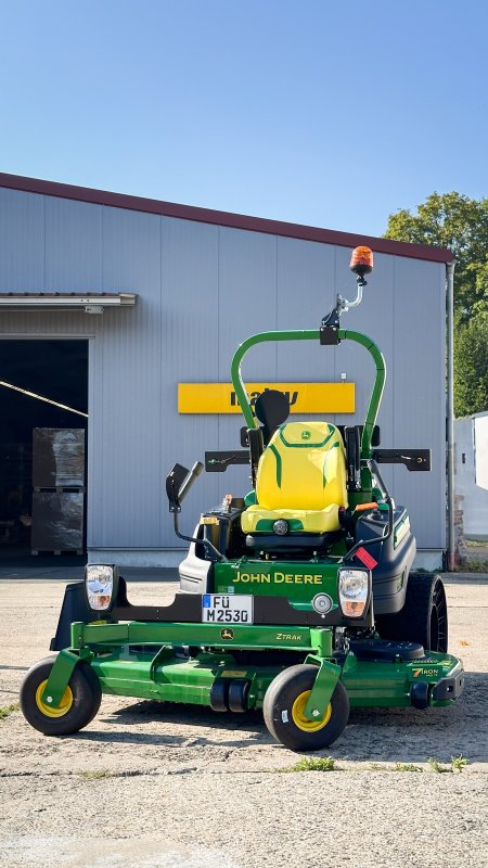 John Deere Homologations Kit für die StVZO Zulassung. Rasentraktor mit Beleuchtung.