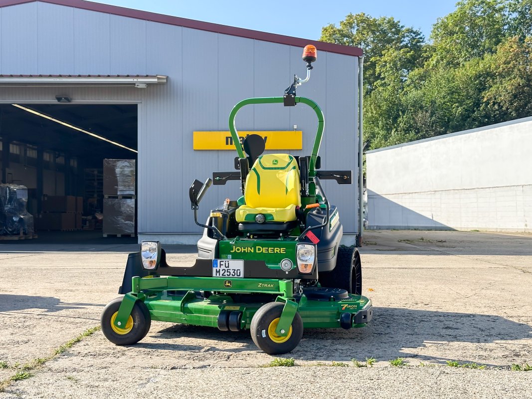 John Deere Homologations Kit für die StVZO Zulassung. Rasentraktor mit Beleuchtung.